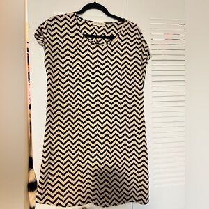 Geometric Black Creme Tunic Dress Size Medium